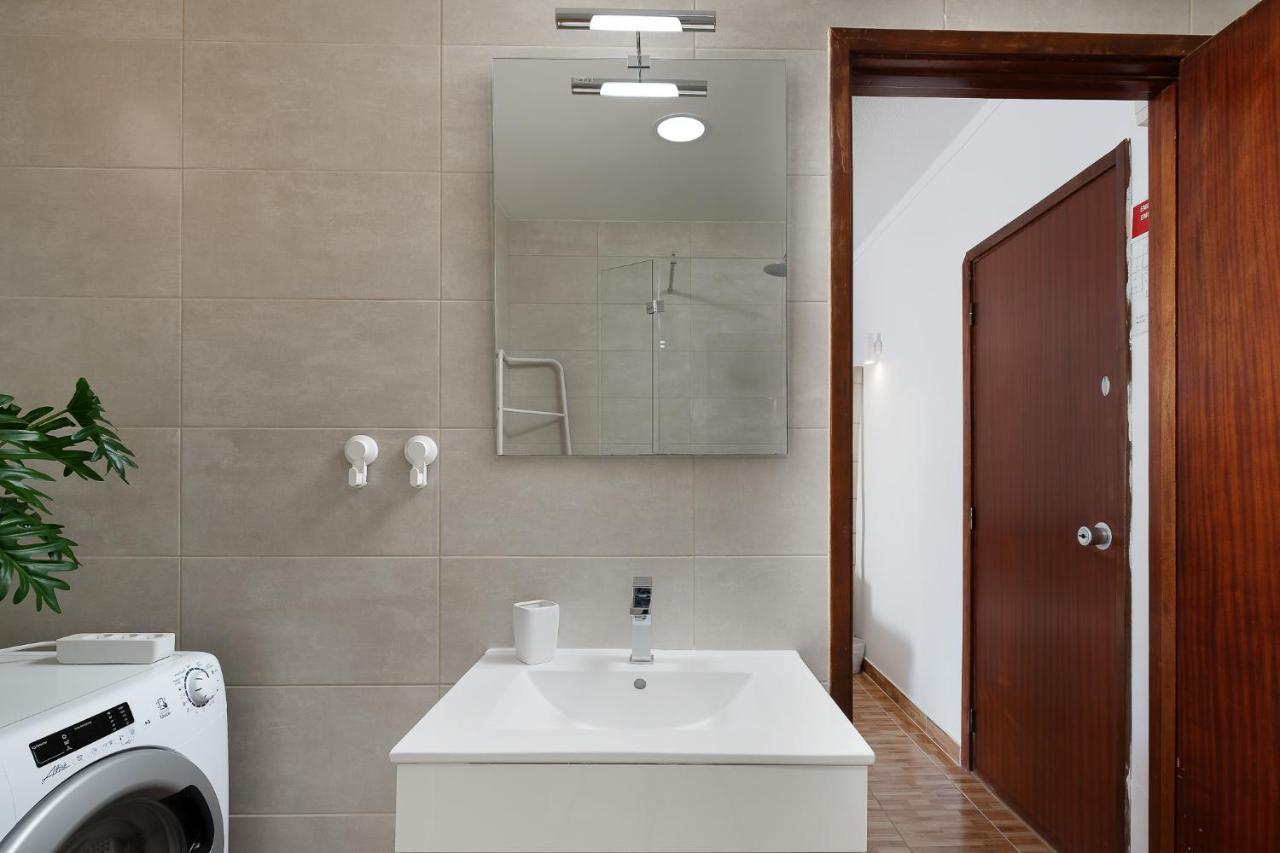 Praia Da Rocha Apartment By Lovelystay Portimão Esterno foto