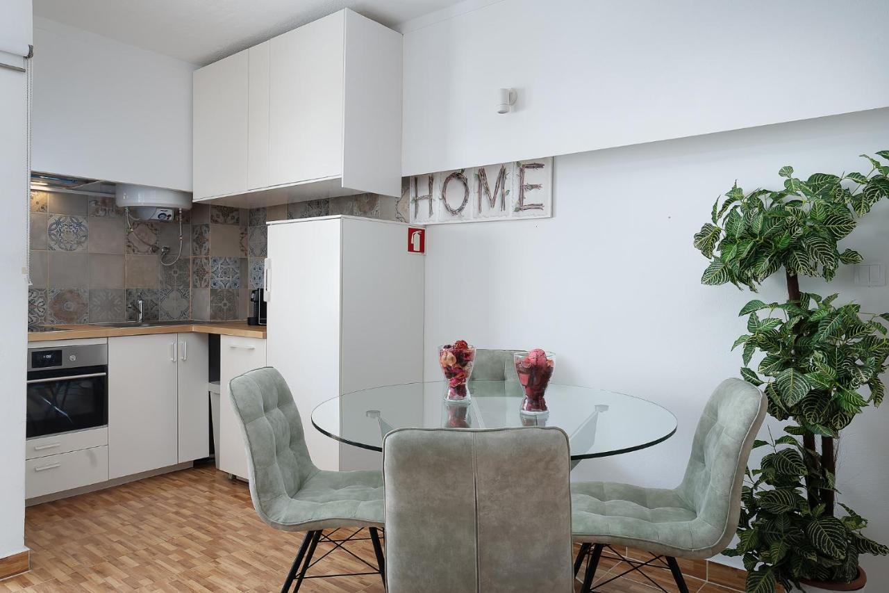 Praia Da Rocha Apartment By Lovelystay Portimão Esterno foto
